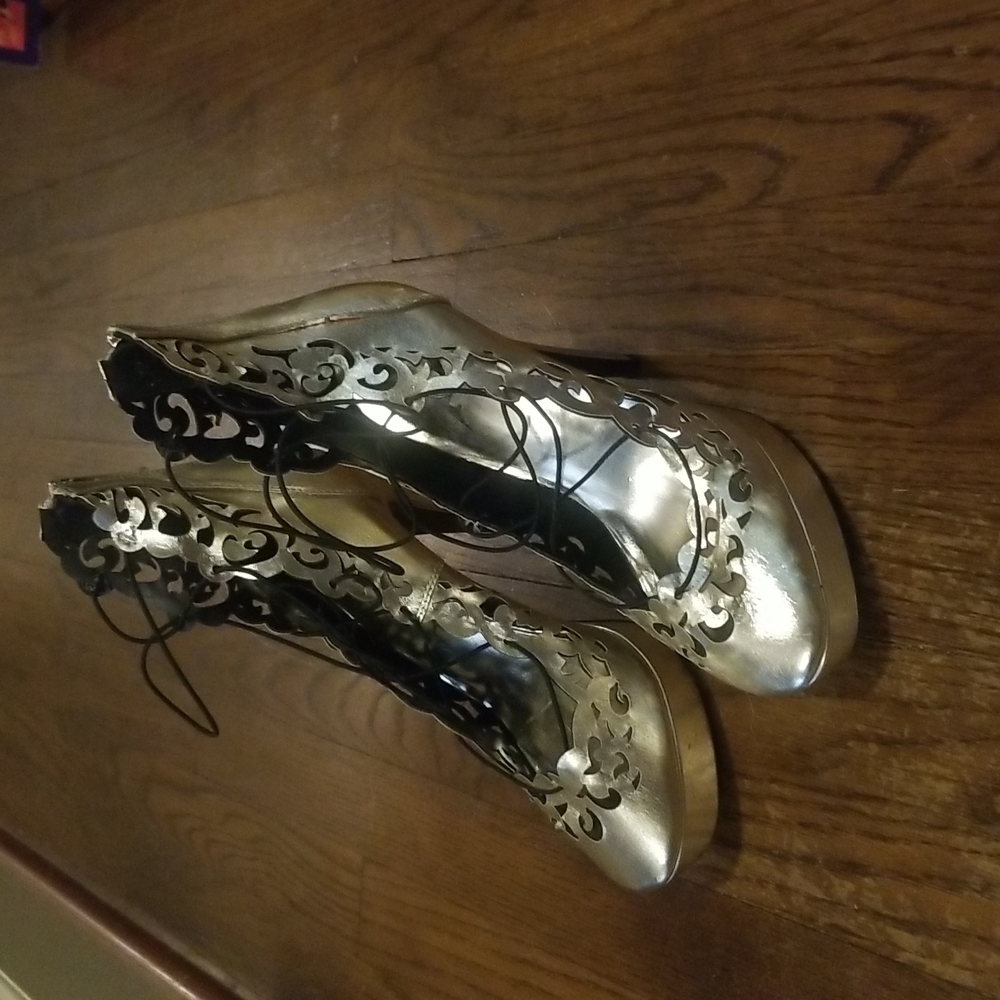 Super high sexy metallic platform heels